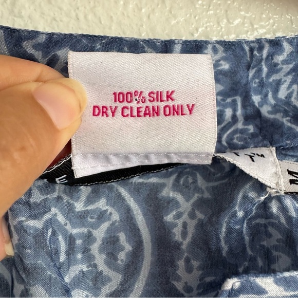 Gretchen Scott 100% Silk Grecian Blue and White Split Hem Tunic Size Medium - Picture 8 of 9